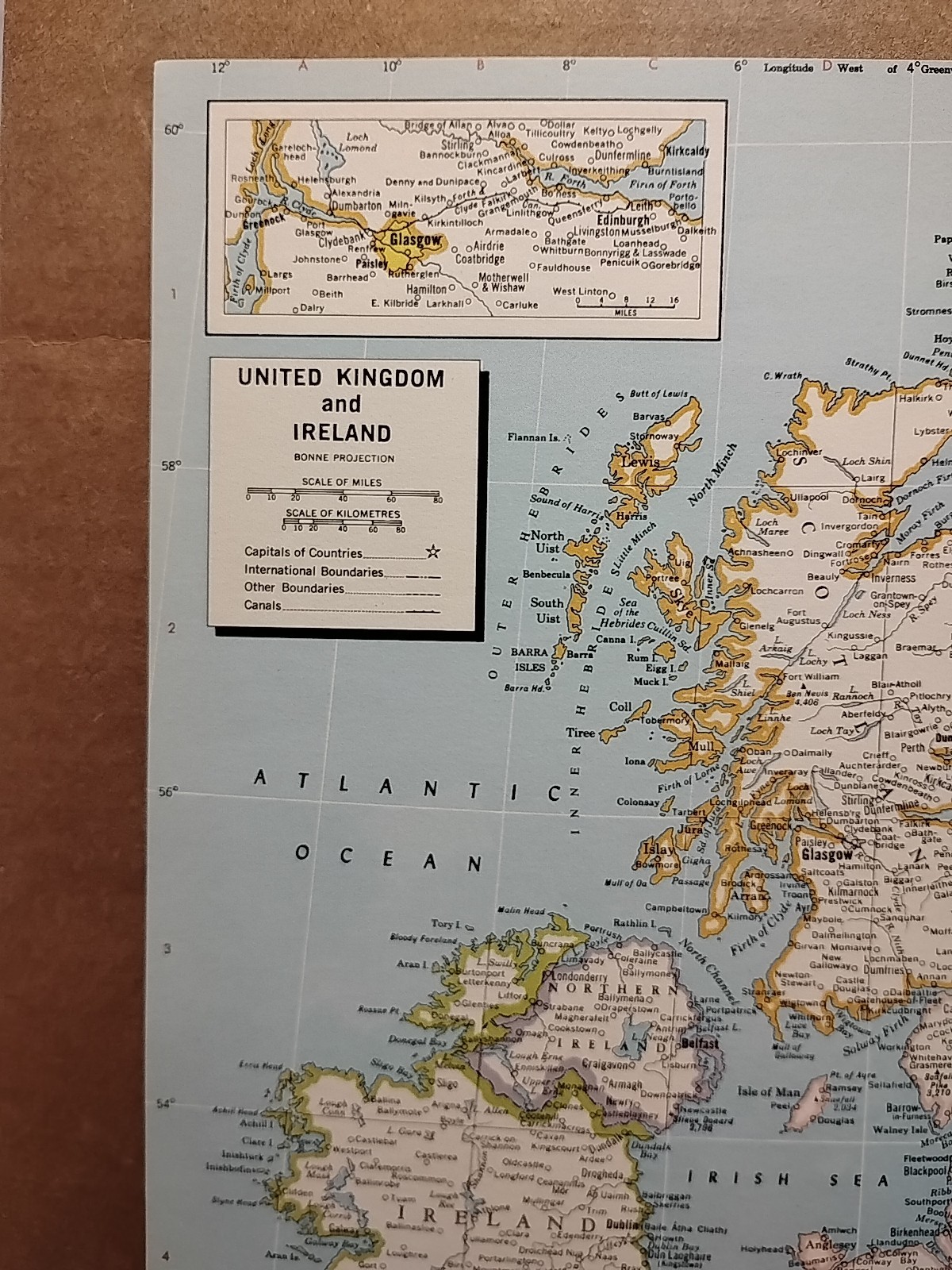 1973 Vintage UNITED KINGDOM & IRELAND Atlas Map Hammond Medallion World Atlas