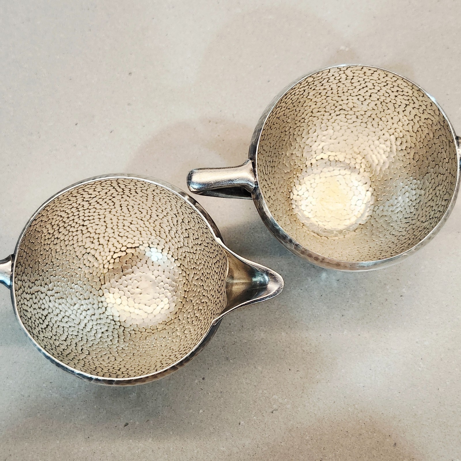 Meriden S.P. Co Vintage Hammered Cream & Sugar Set International Silver Co #3602