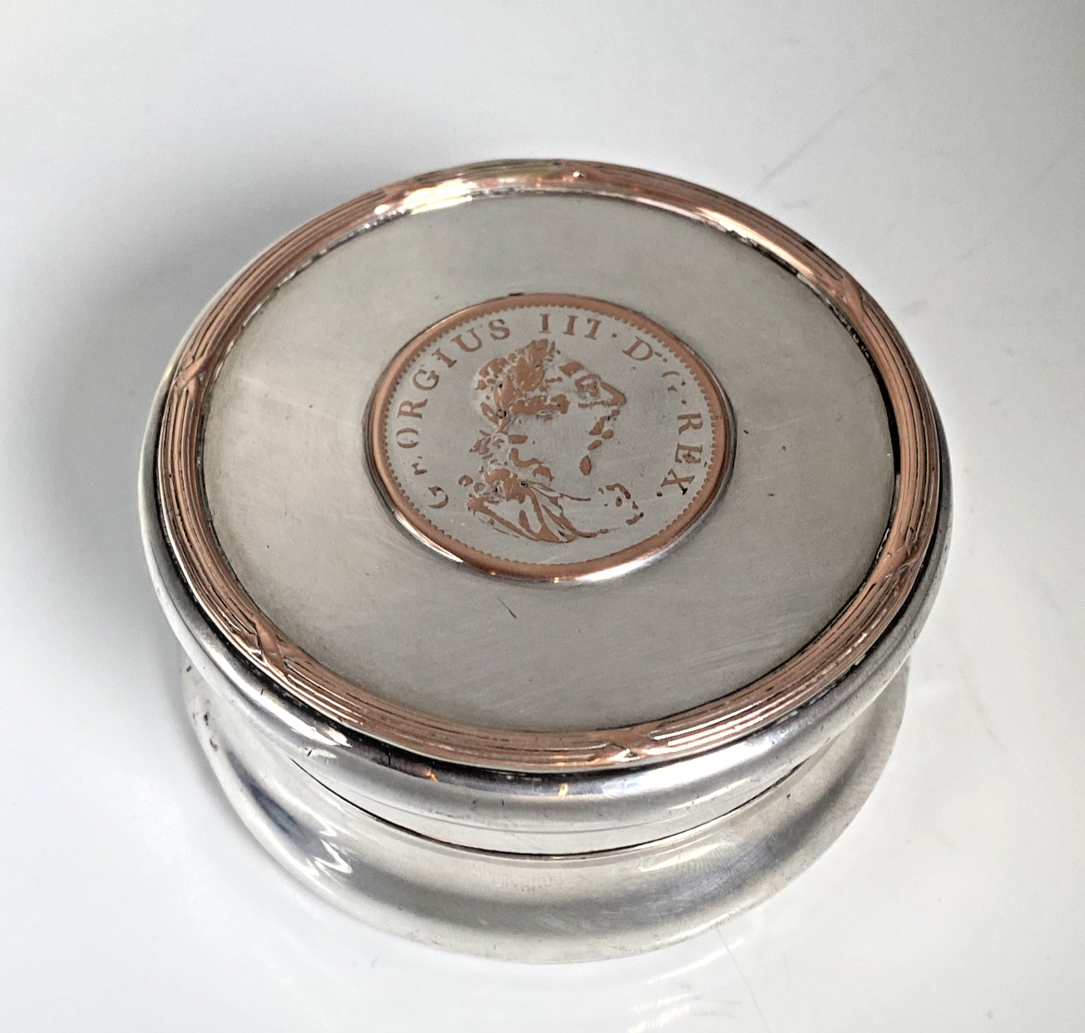 Antique 1805 Old Sheffield Plate George III Irish Halfpenny Coin Inset Snuff Box