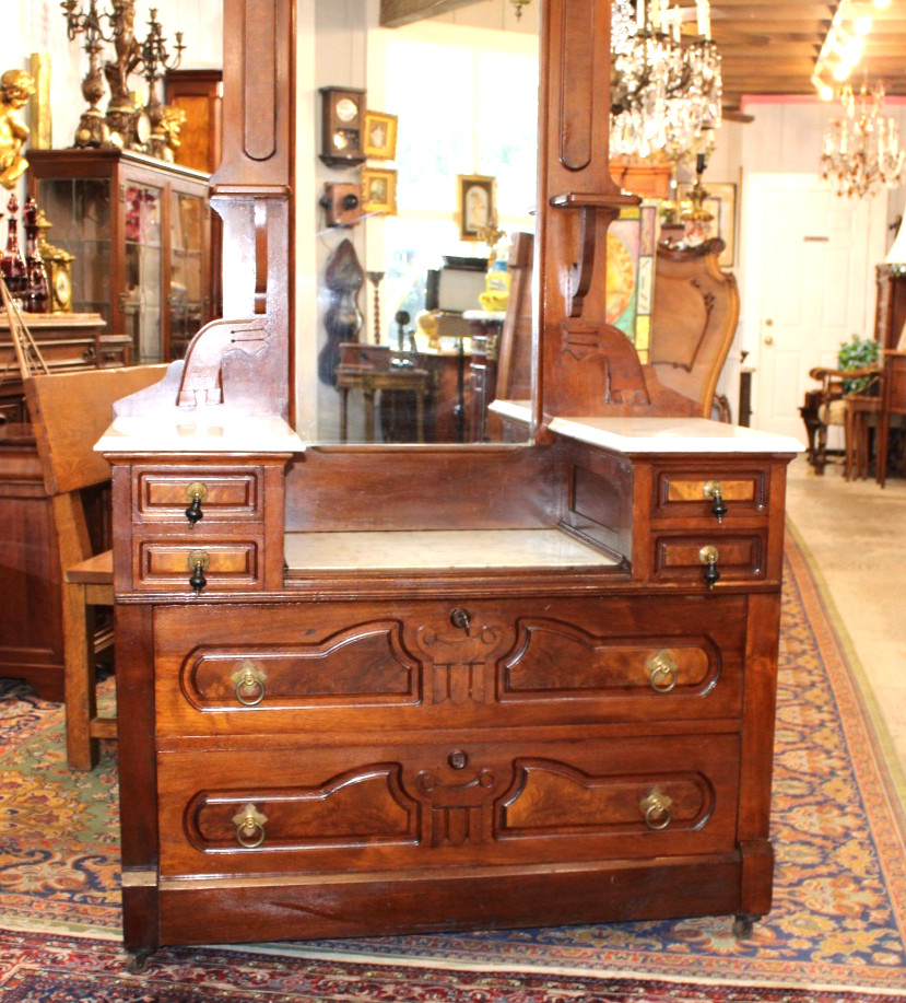 American Antique Eastlake Victorian Mahogany Dresser / Vanity