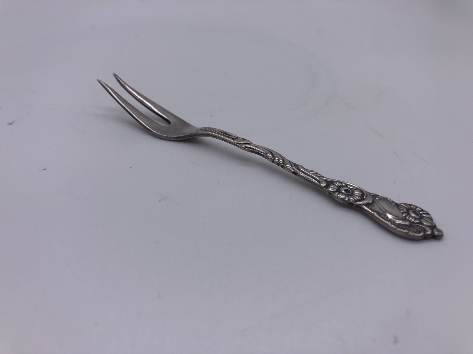 Nils-Johan P.R NS ALP Silversmith Sweden Silver plate Floral Lemon Olive Fork