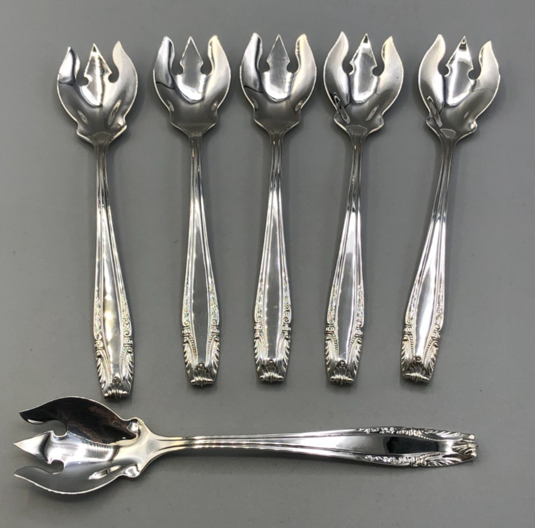 Stradivari by Wallace Sterling Silver set of 6 Ice Cream Forks 5.5″
