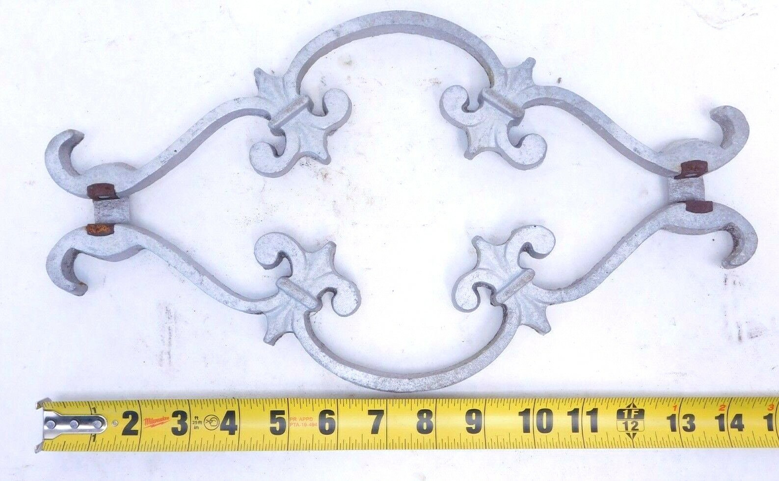 Vintage Pediment Cast Aluminum Scroll Royal Mount-On-Post Decor Art 15″ x 8″ SI