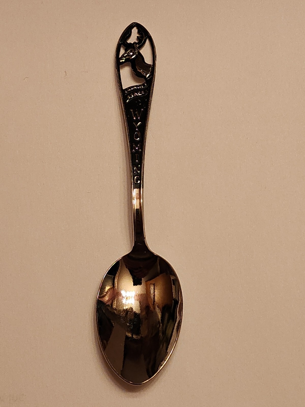 🇺🇸❤️💥 Vintage SILVER Spoon U.S.A. STATES WYOMING EQUALITY STATE DIE CUT MINT