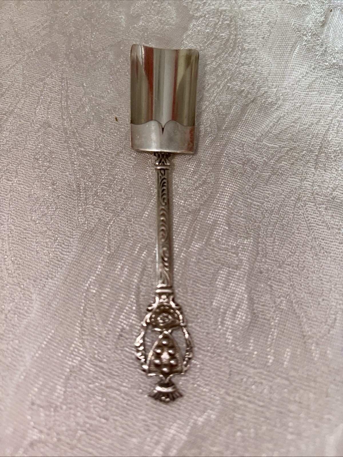 Vintage Ornate 800 Silver Scoop Sugar Cheese Salt 4 1/2” Serving Piece