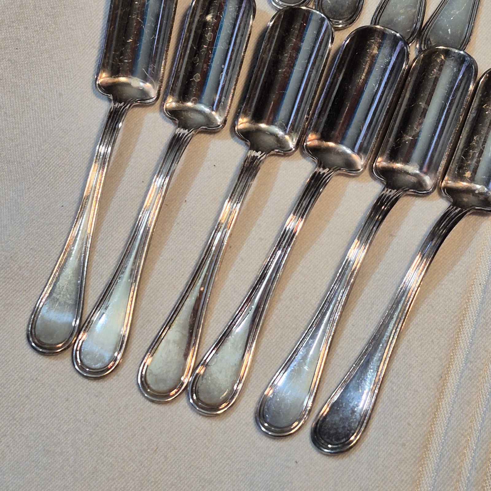 6 VTG CHEESE SCOOP SPOONS BY ARG 1000 SILVERPLATE