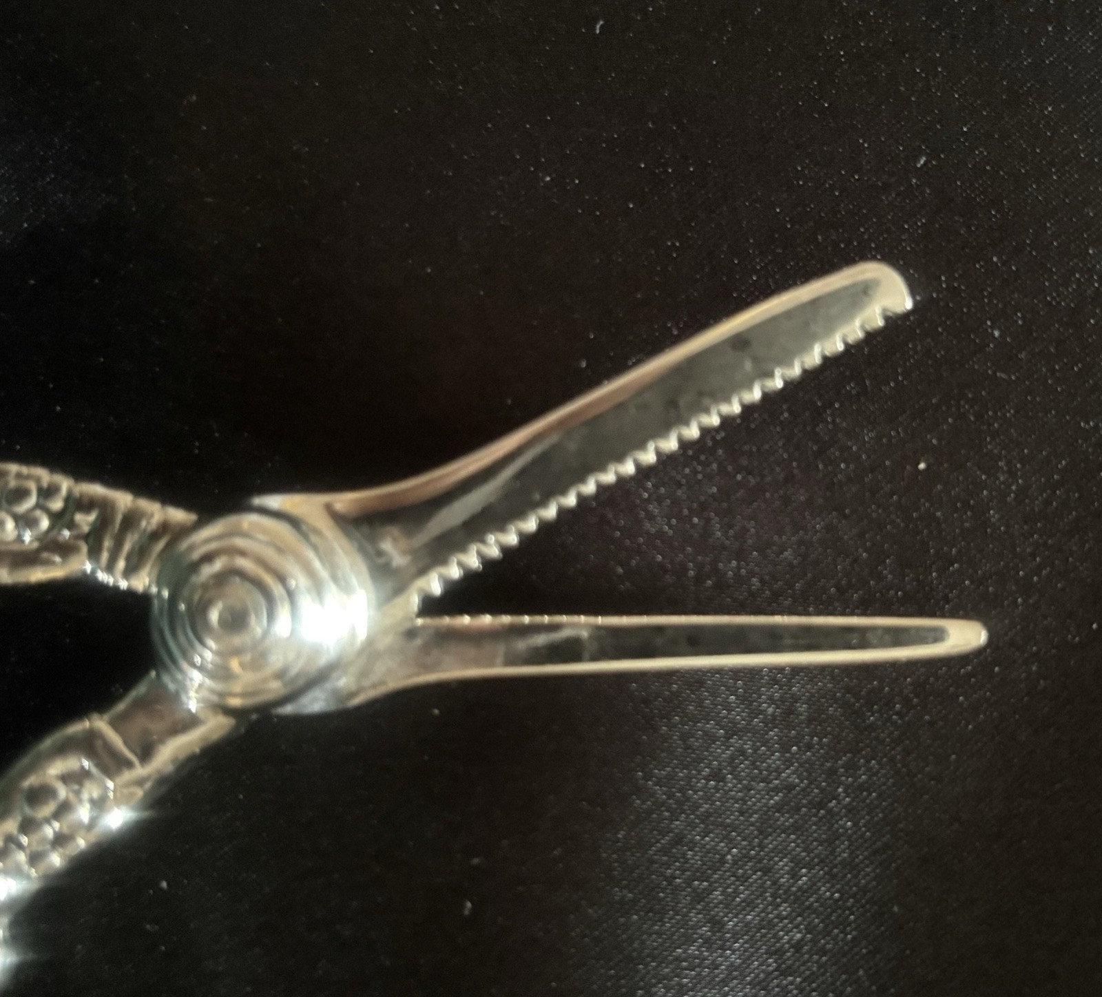 Vintage Silver Plated Grape Shears With Ornate Handles Vine And Fox Motif