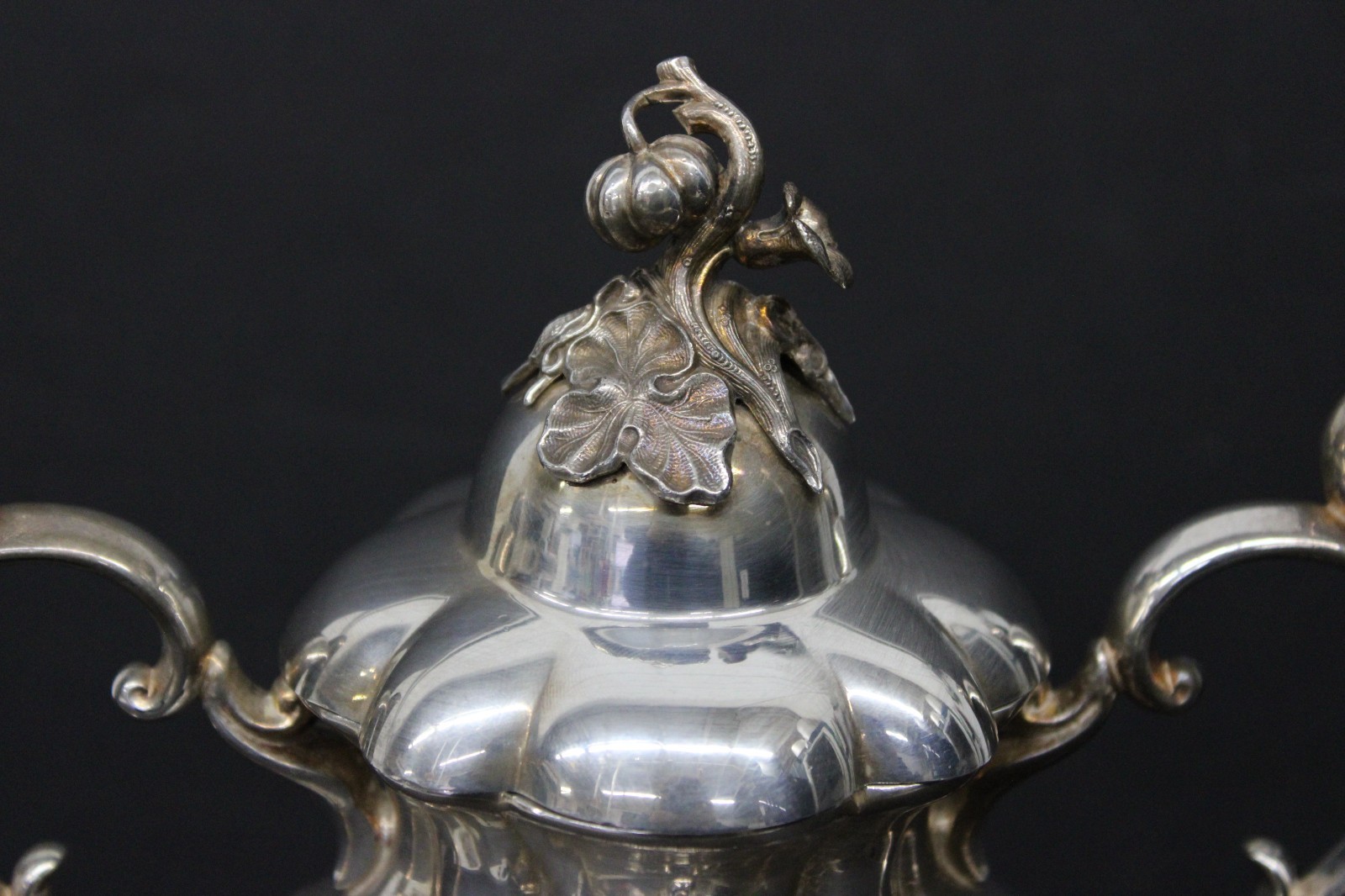 Vtg Reed & Barton Winthrop Shield Silverplate Footed Sugar Bowl Pumpkin 1795E