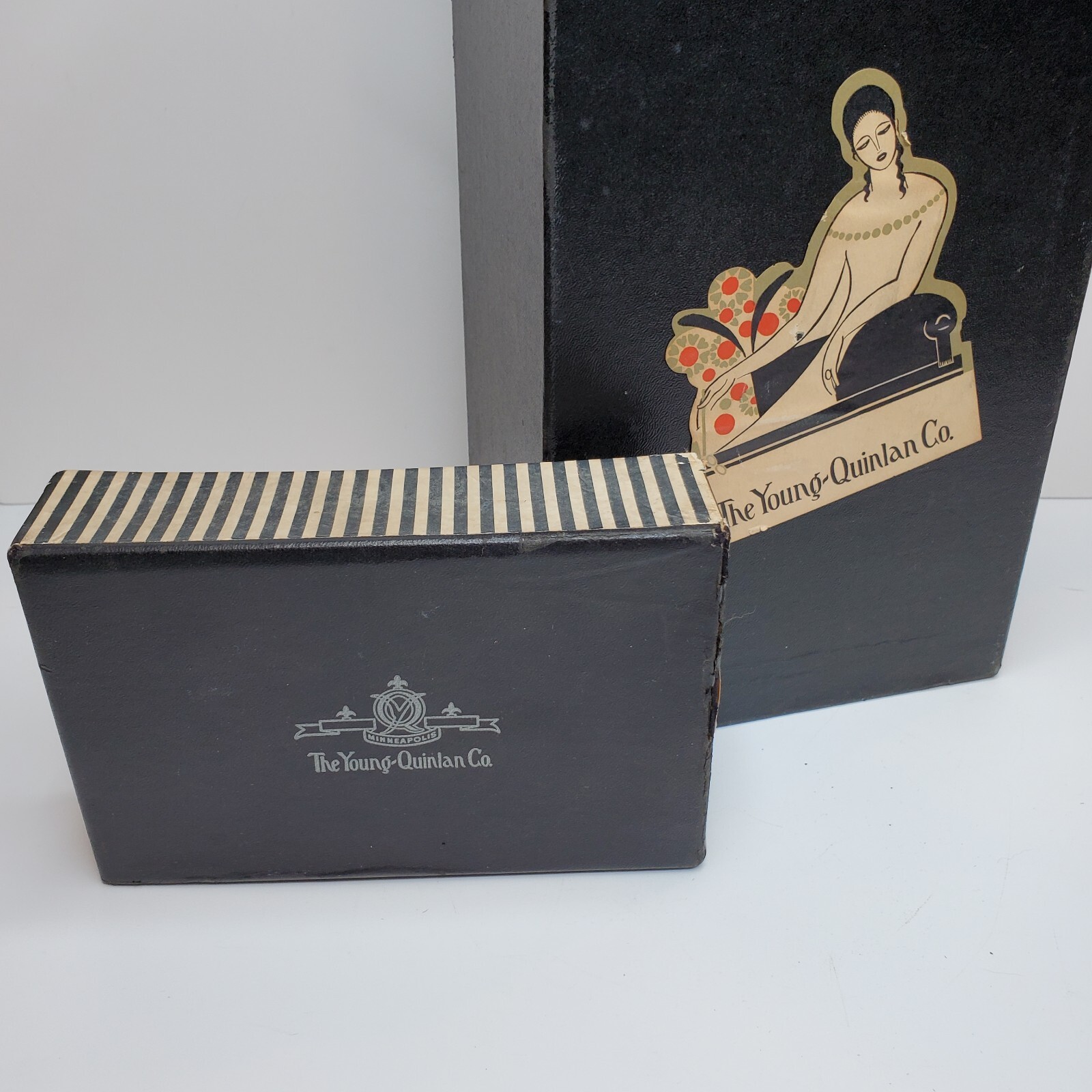 RATEAU Design Art Deco Label Young Quinlan Co. Rothschild Mpls MN Shoe Box