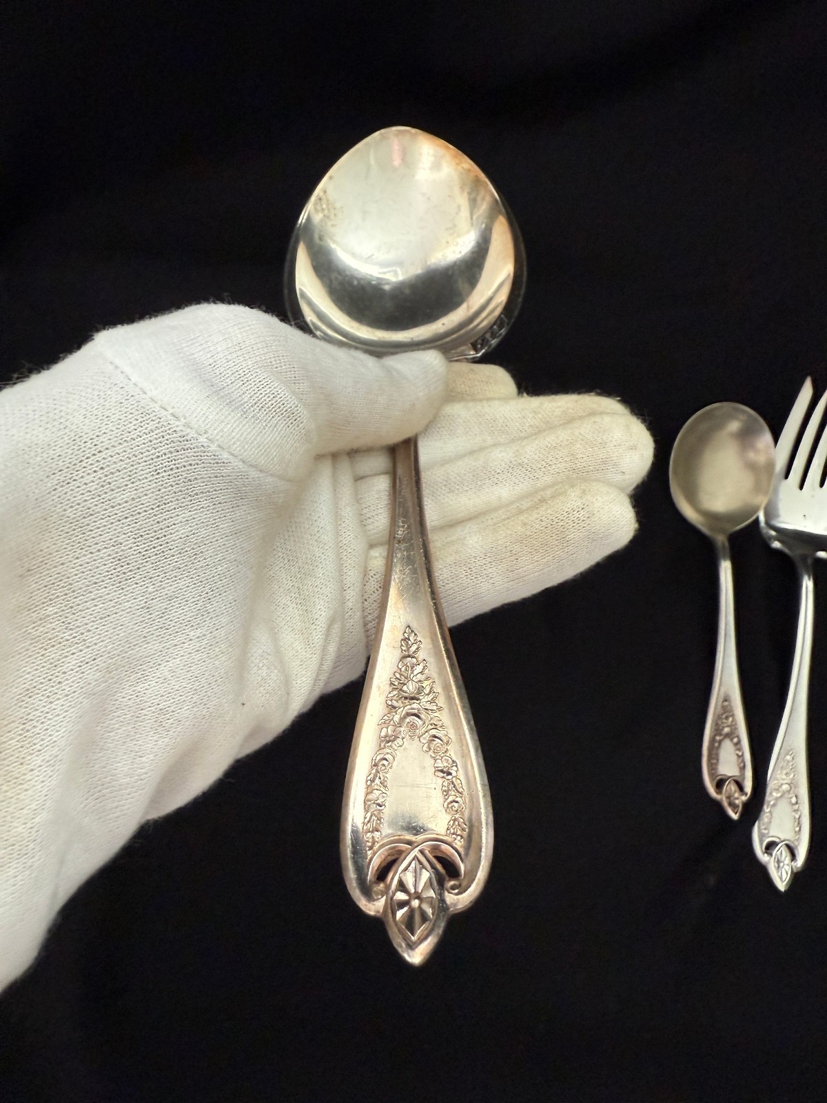1847 Rogers Bros Old Colony Silverplate Flatware Spoon Fork Serving Set of 3