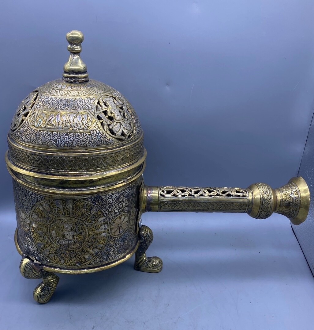 A MAMLUK REVIVAL SILVER INLAID INCENSE BURNER, Egypt EARLY 20TH CENTURY