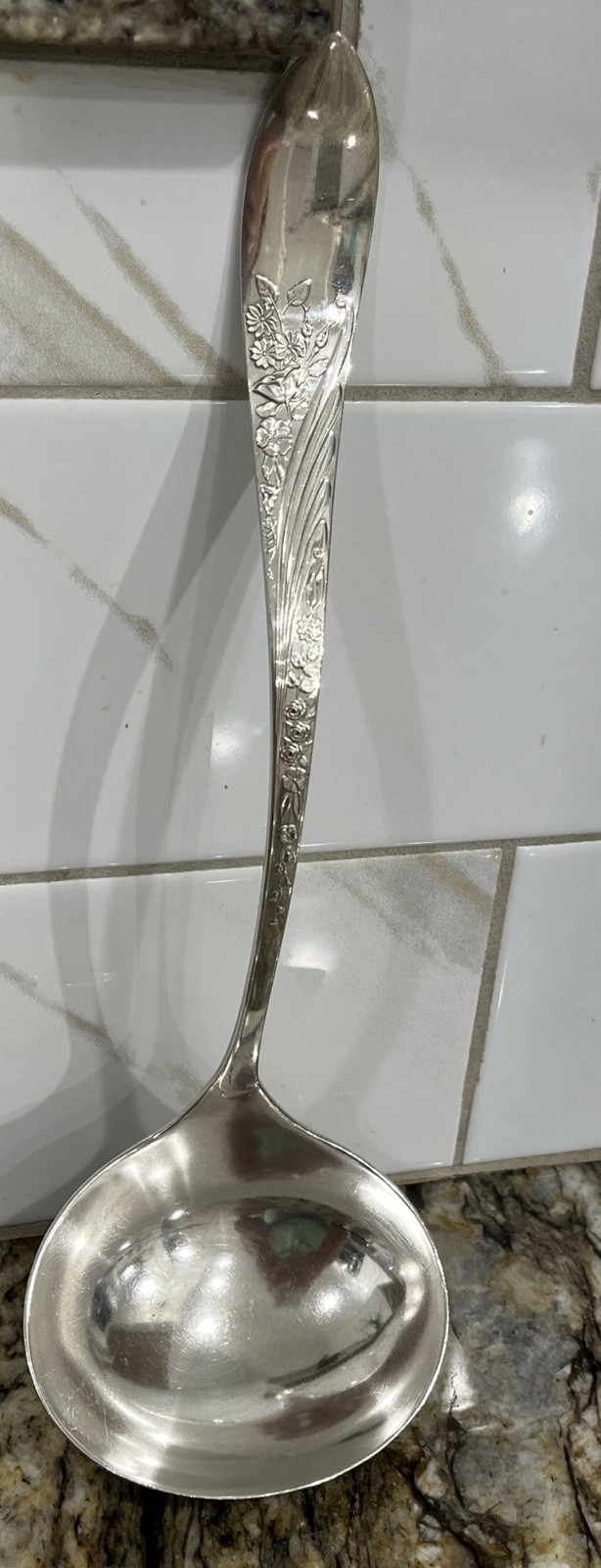 Vintage Reed & Barton #4 Heavy Silverplate Soup ladle 10 7/8″ Pat Nov 4, 1884