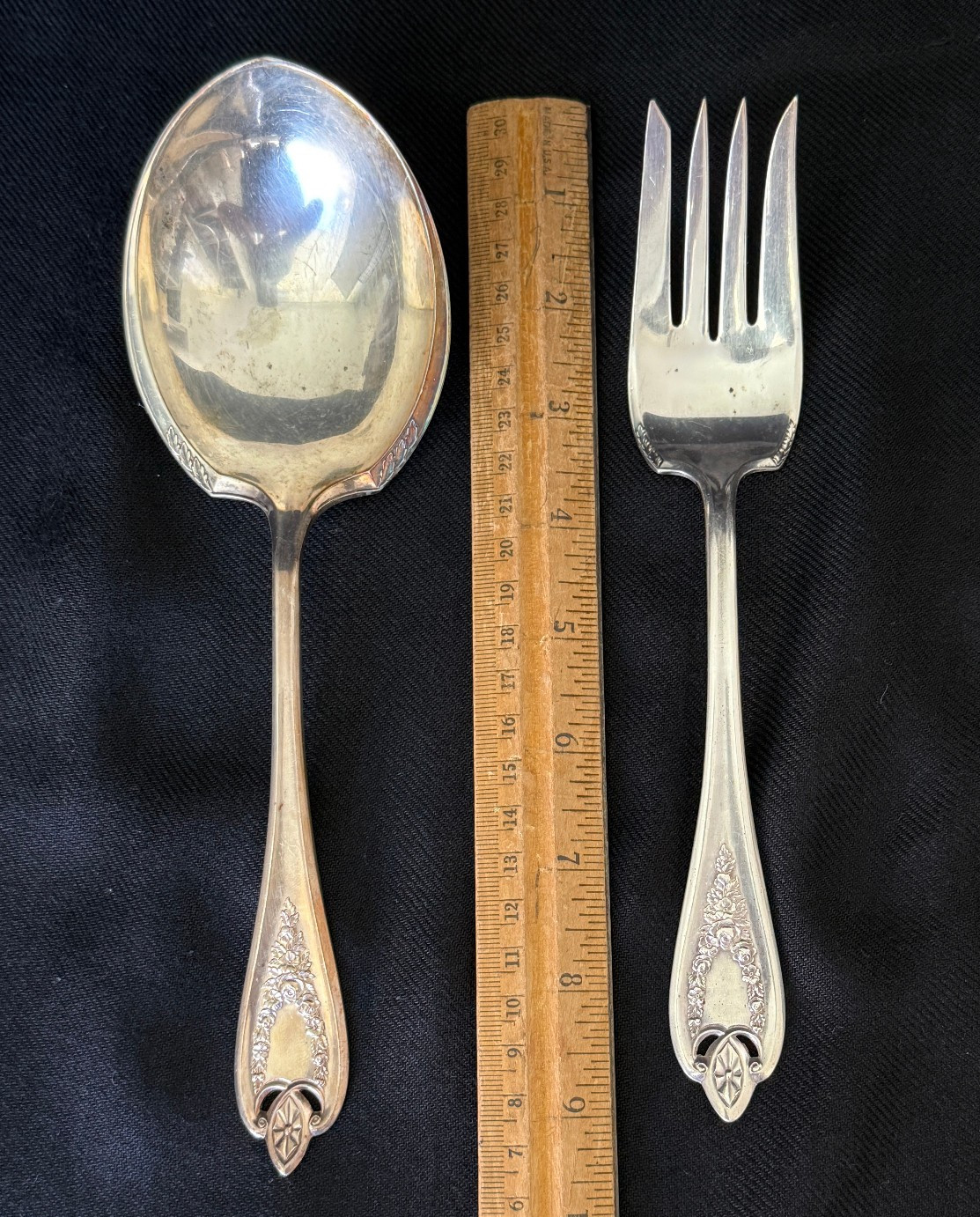 1847 Rogers Bros Old Colony Silverplate Flatware Spoon Fork Serving Set of 3