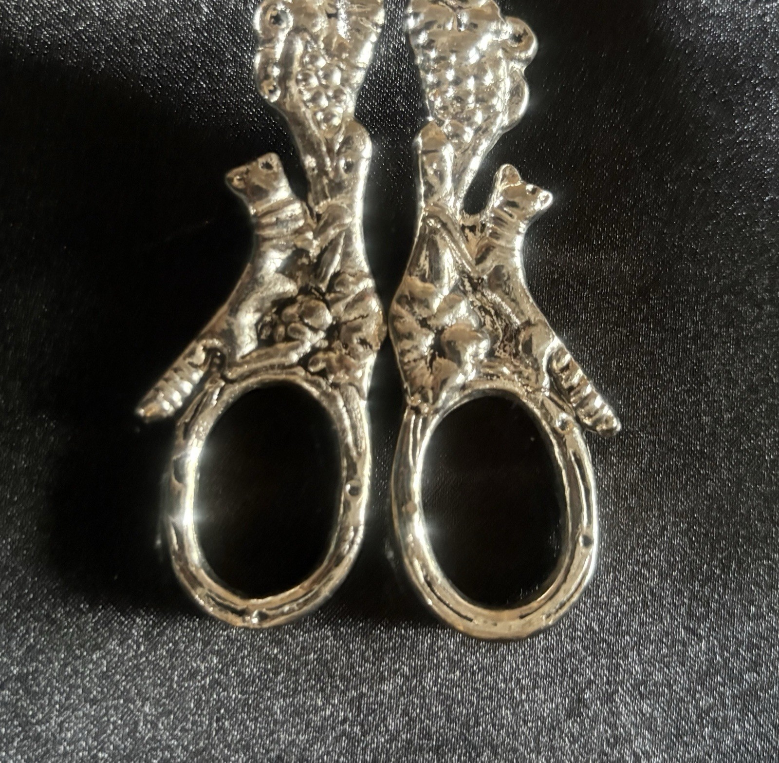Vintage Silver Plated Grape Shears With Ornate Handles Vine And Fox Motif