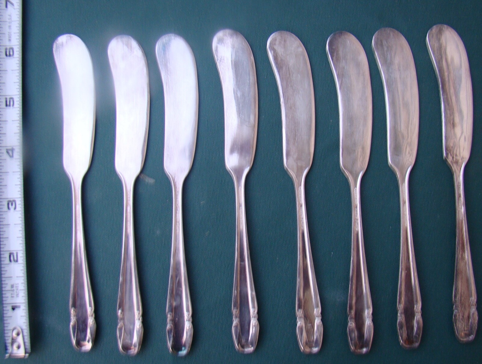 McC. C. Co Kings Plate 6 Ind Buyer Spreaders McGlashan Clarke & Co Silverplate