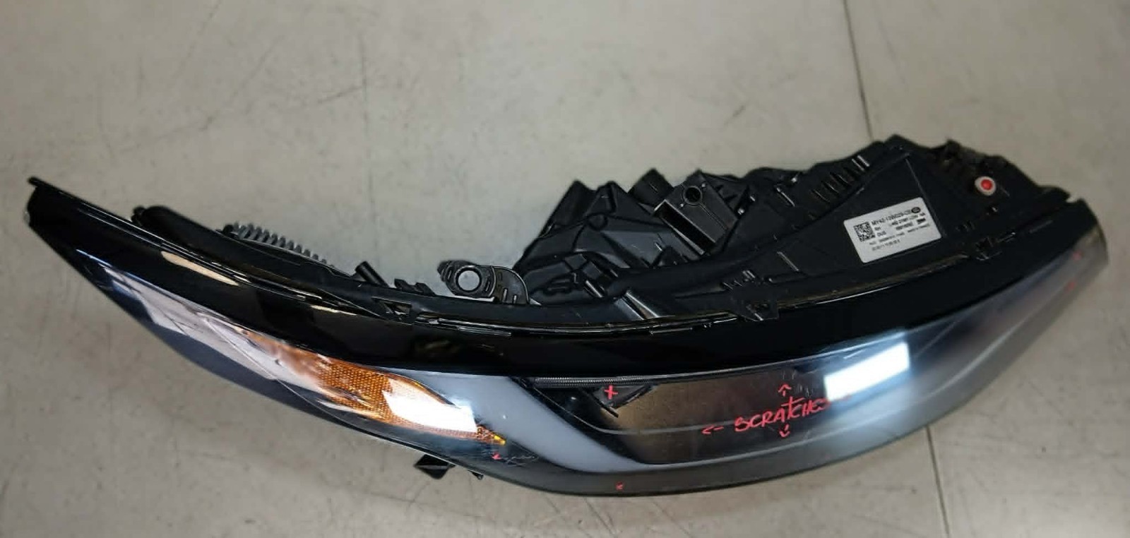 2021 – 2023 LAND ROVER DISCOVER HEADLIGHT RH OEM