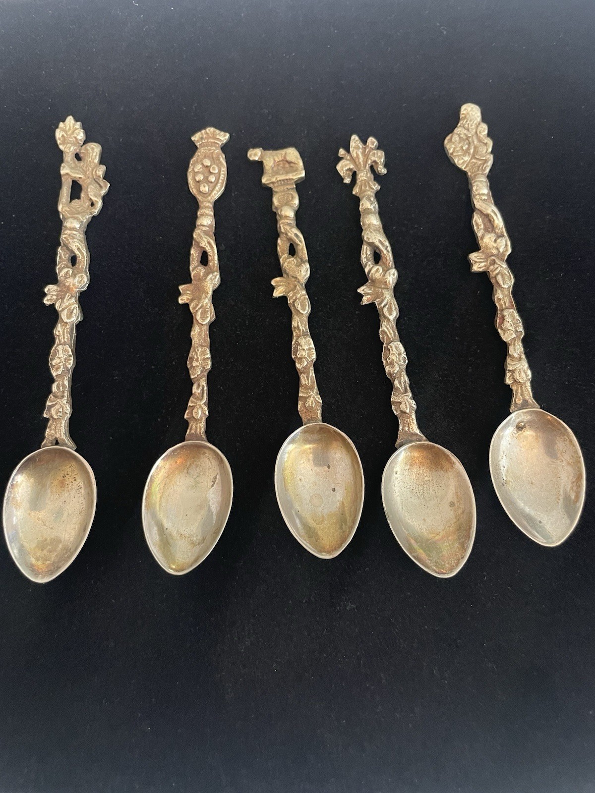 VTG Italy Montagnani Spoon Souvenir Lot of 5 ORNATE DESIGNS Lion Bear Shield