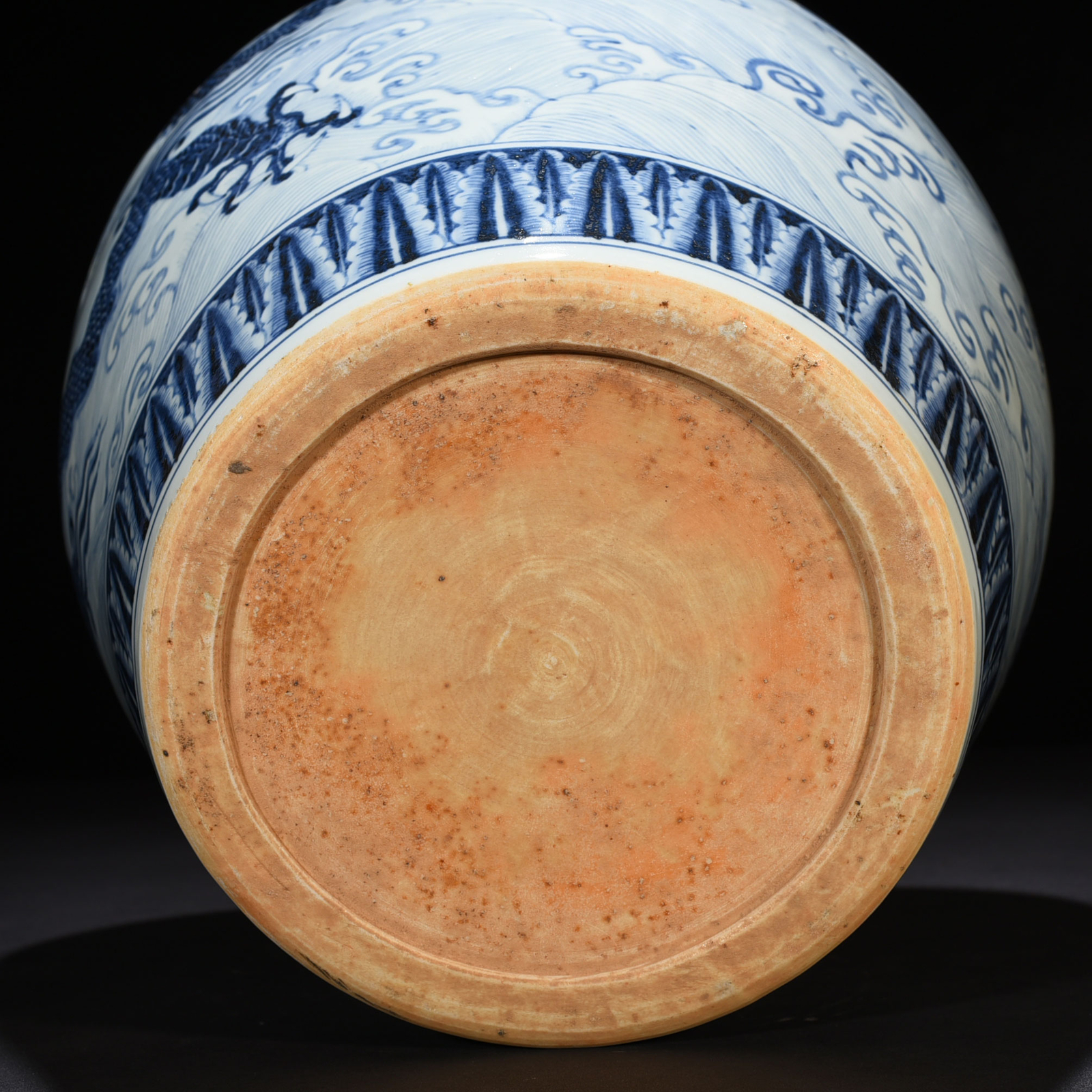 13.8″ antique ming dynasty xuande mark blue white Porcelain Dragon pattern pot
