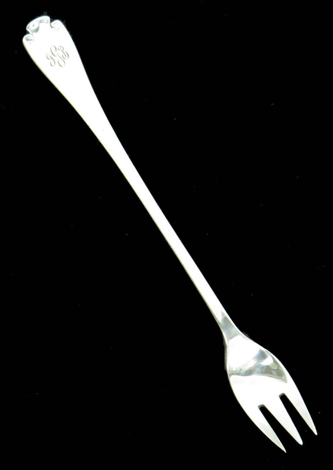 TIFFANY & CO STERLING SILVER FLEMISH 6″ OYSTER COCKTAIL FORK