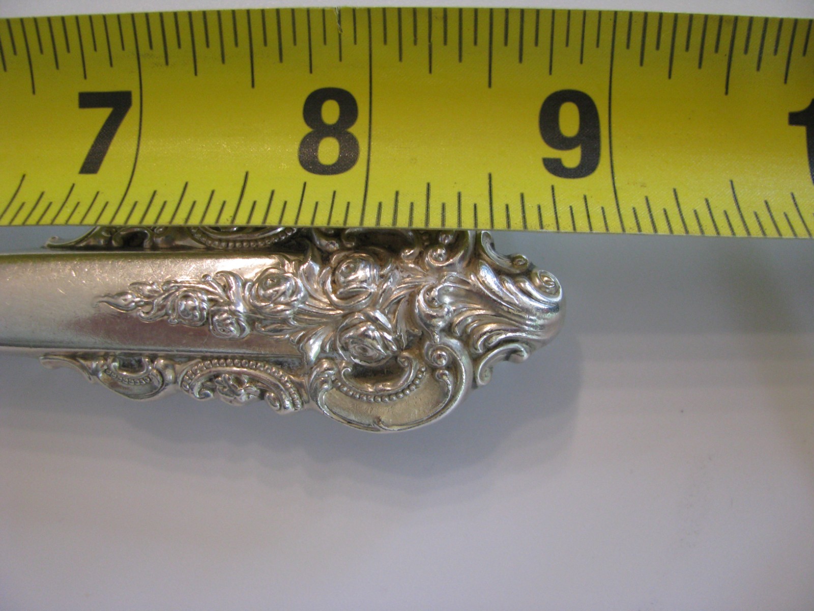 Wallace Sterling Silver Grand Baroque 8 7/8” Dinner Knife, sold individually