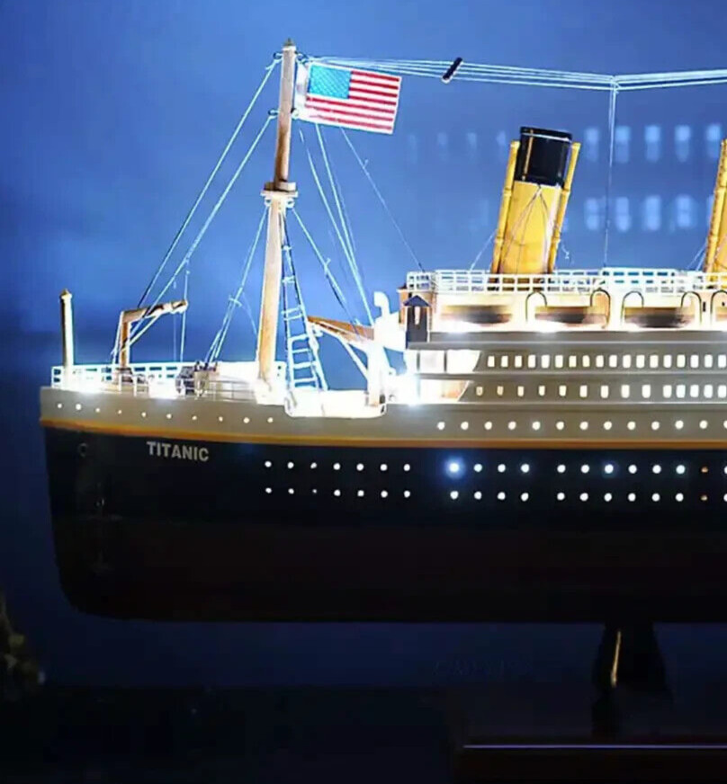 RMS Titanic Ocean Liner w/ Lights 32″ Wood Model White Star Line Cruise Ship New