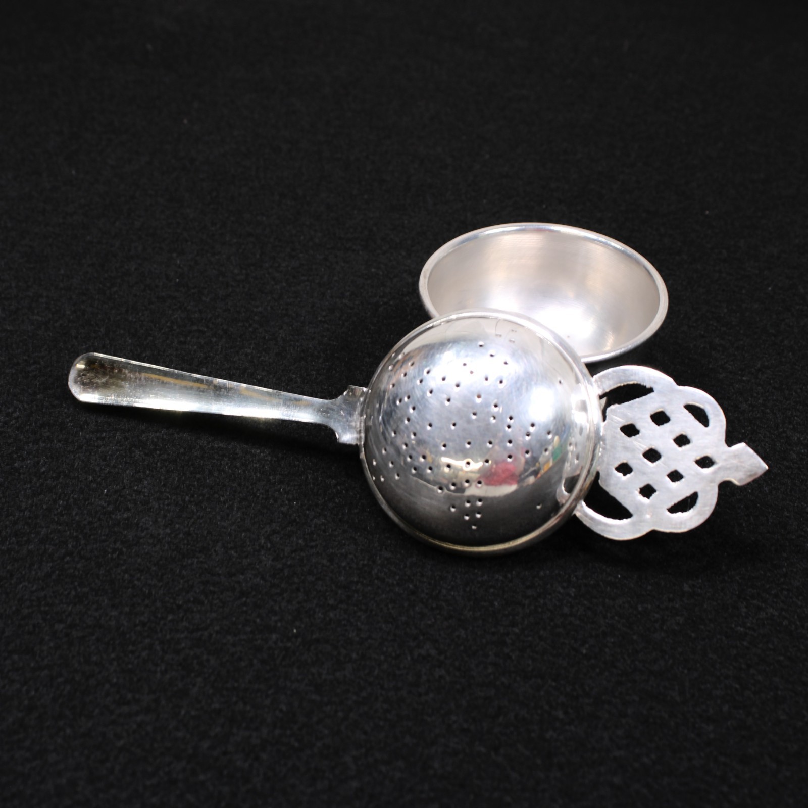 Vintage Silver Plated Tea Strainer With Drip Cup Ornate Crown Lattice Design