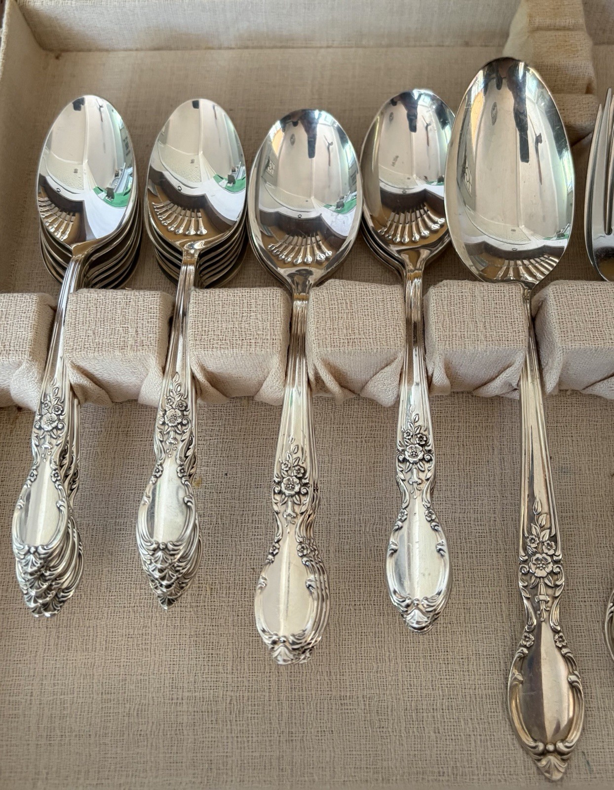 Vintage 51 Piece 1961 Silverplated Flatware set by Wm Rogers & Son MCM
