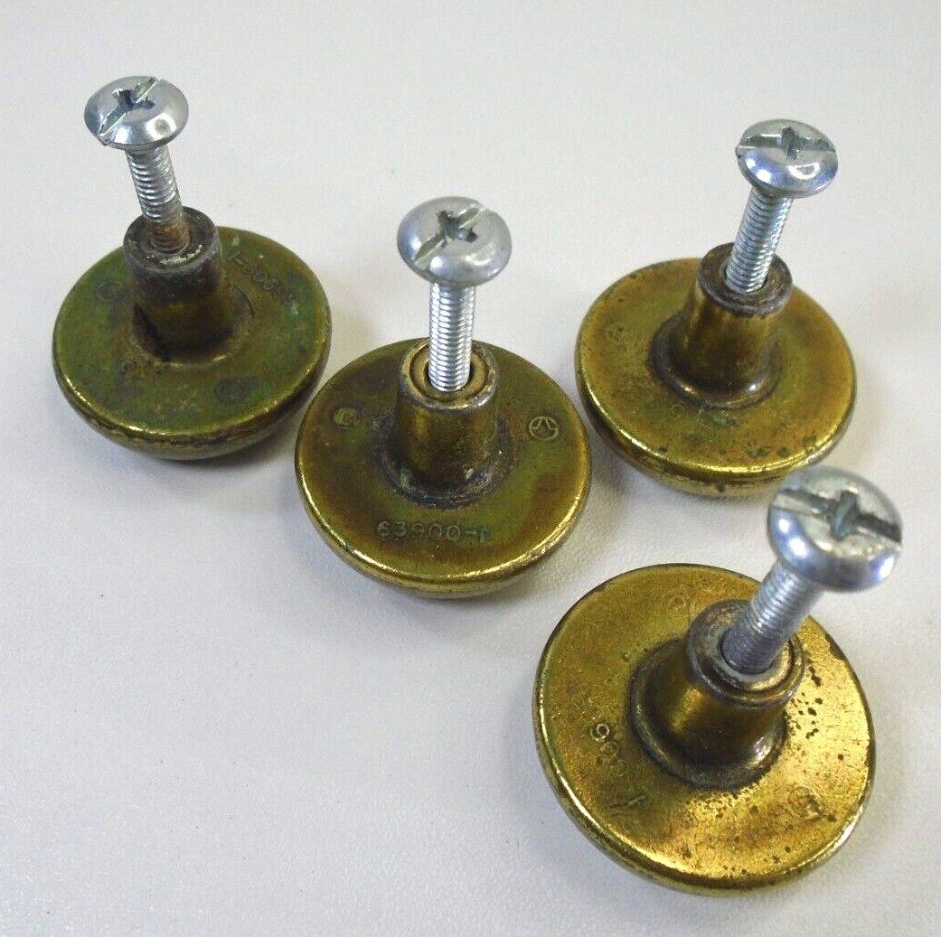 Vtg Brass Bullseye Knobs Set 4pc 1-1/4″ Round Dresser Drawer Cabinet Knobs