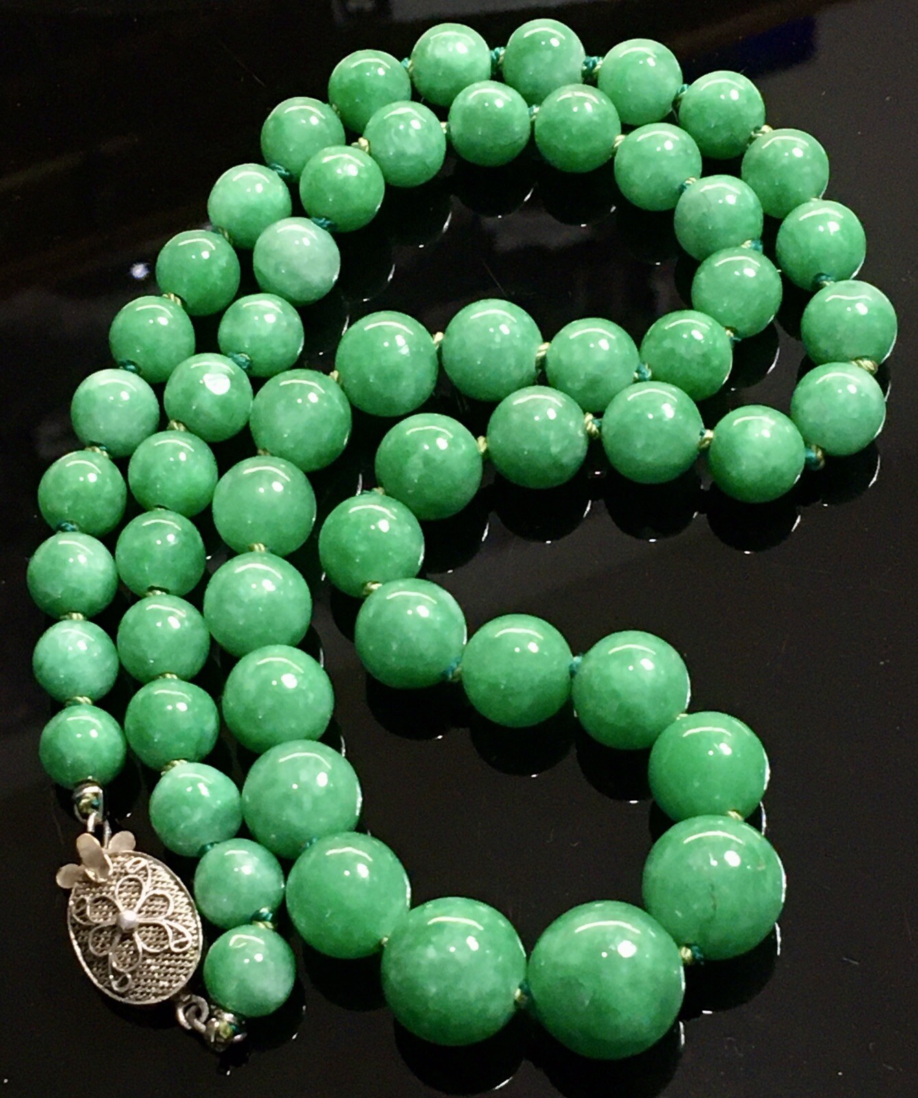 NATURAL BURMESE ICY EMERALD GREEN JADEITE JADE A BEAD NECKLACE 100% MONEY BACK