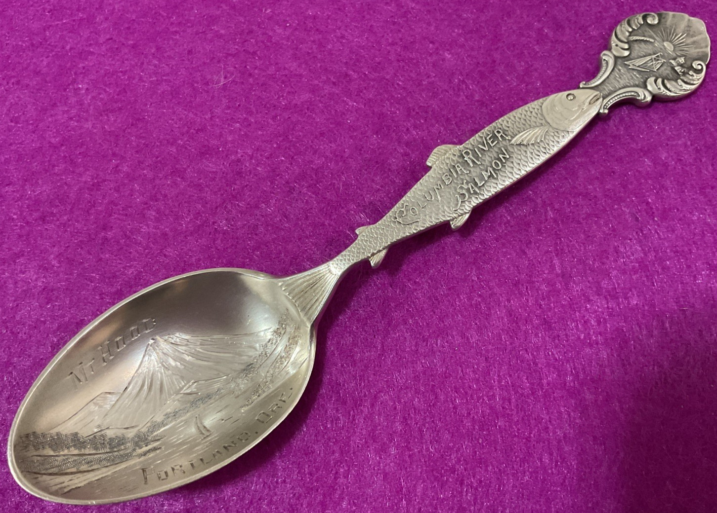Salmon Fish Columbian River Mt Hood Portland 5.5″ Sterling Souvenir Spoon 27g