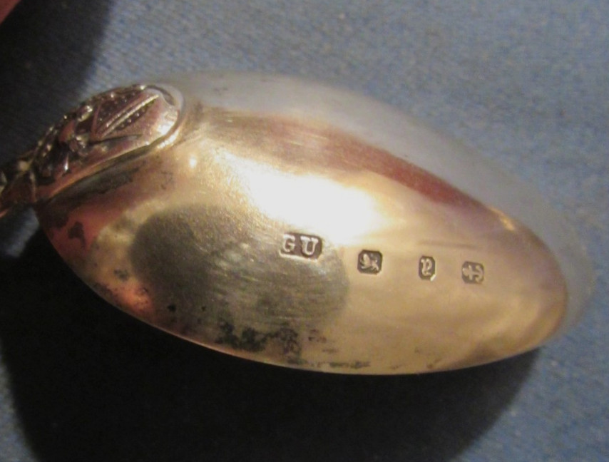 ANTIQUE STERLING SILVER FIGURIAL SOUVENIR SPOON WILLIAM SHAKESPEARE HOUSE