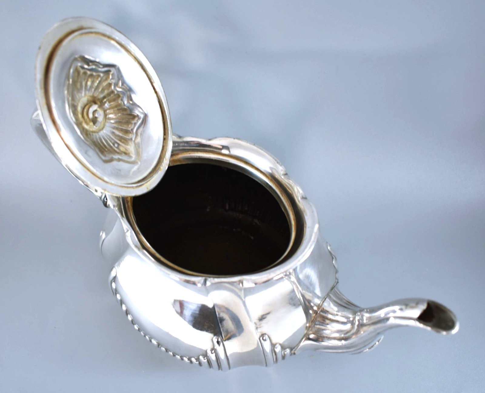 ANTIQUE SILVER PLATE TEAPOT MARK WILLIS & SON c1900