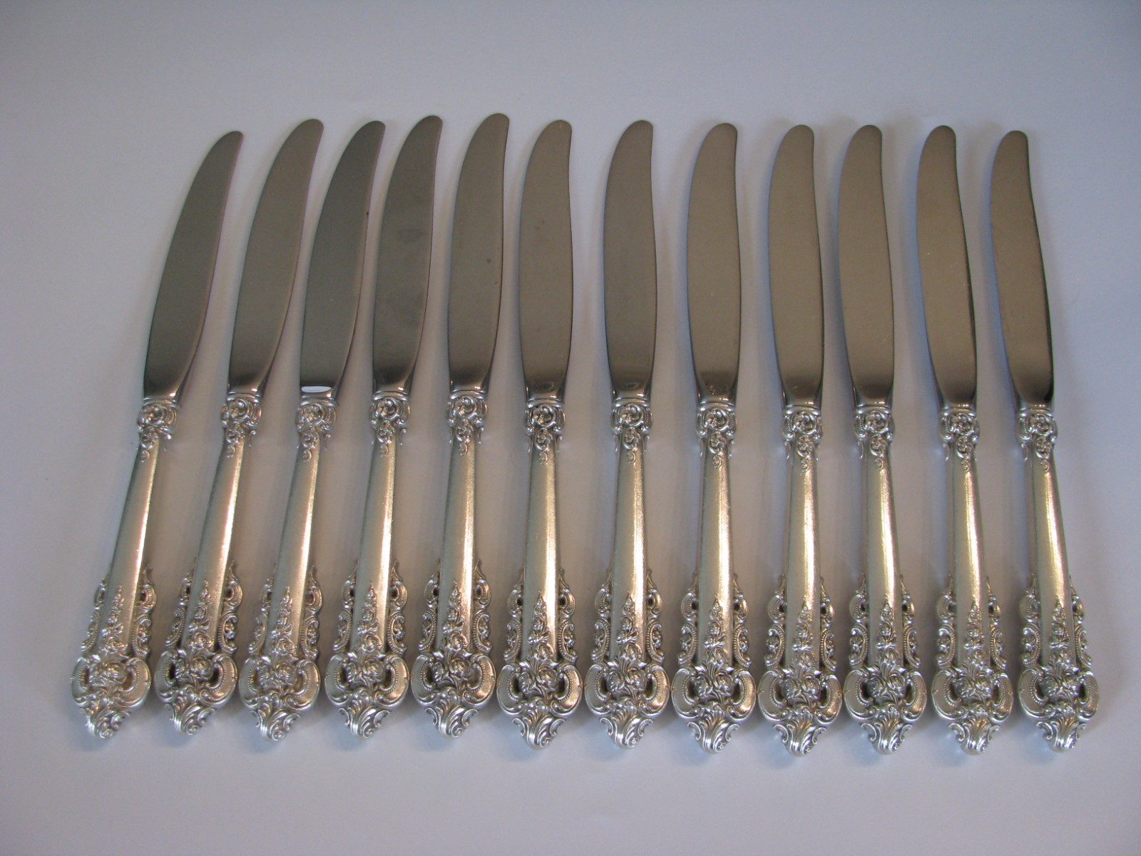 Wallace Sterling Silver Grand Baroque 8 7/8” Dinner Knife, sold individually