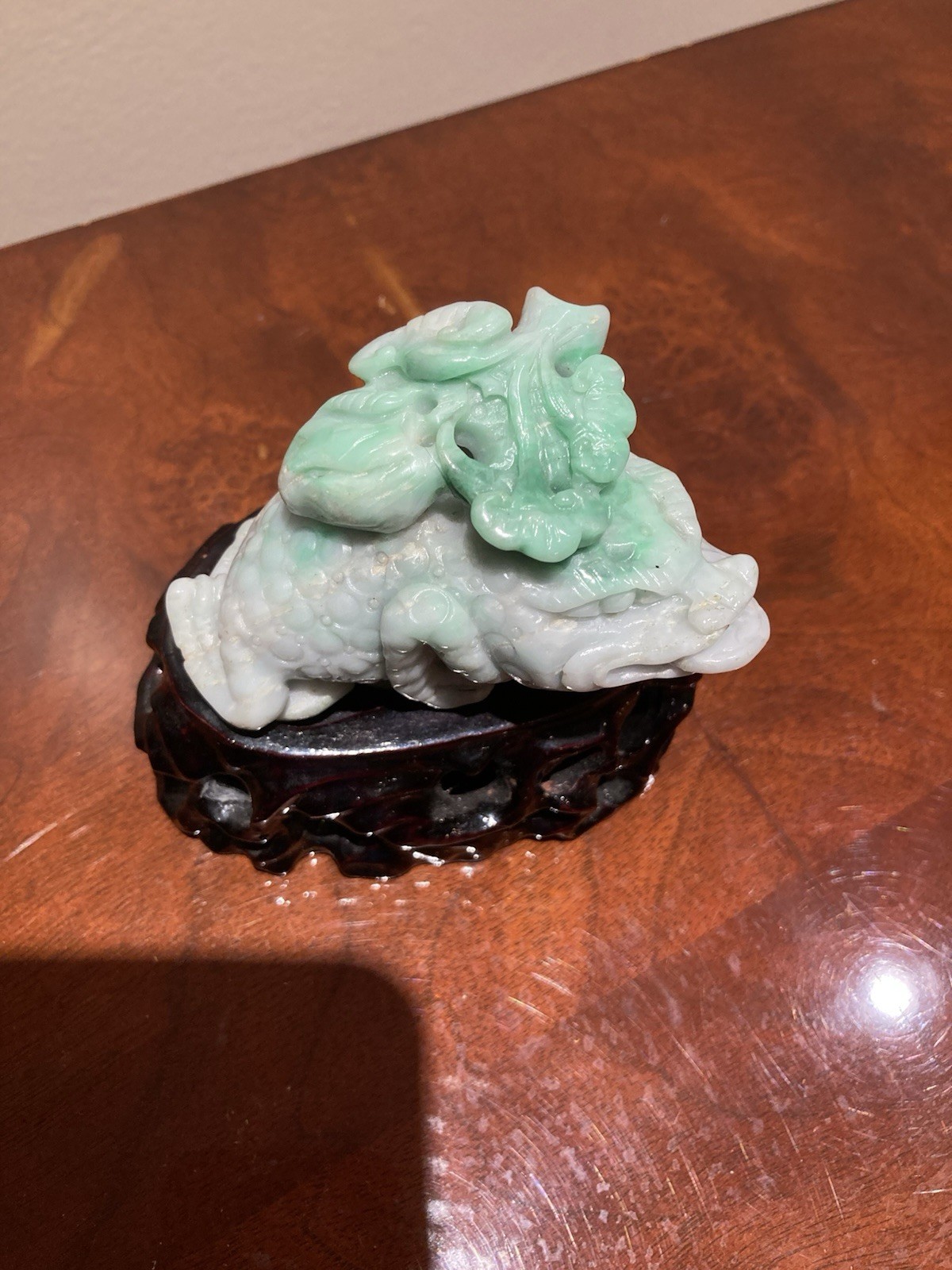 3 Legged Green Finely Carved Jadeite Money 3.5” tall Toad W/ Cabbage on back