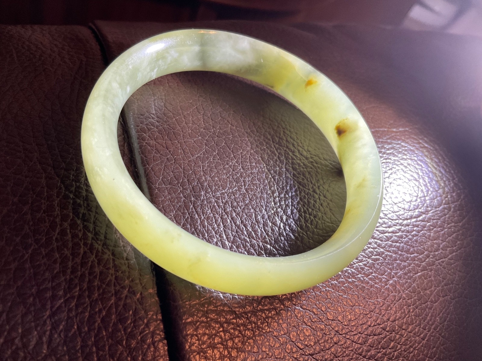 Jade bangle 59mm inside uncertified rounded inside polished nice ping cool touch