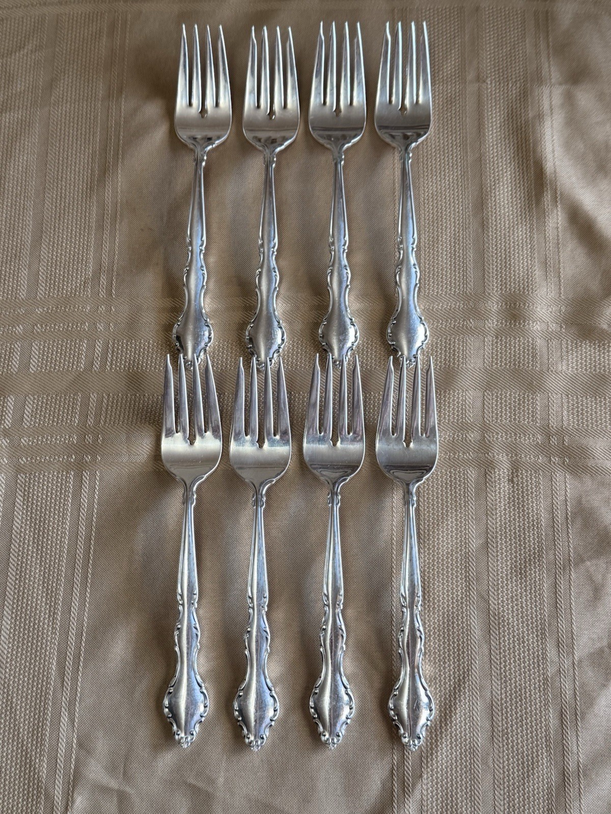 International Deep Silver Silverware Set Some Pieces Missing