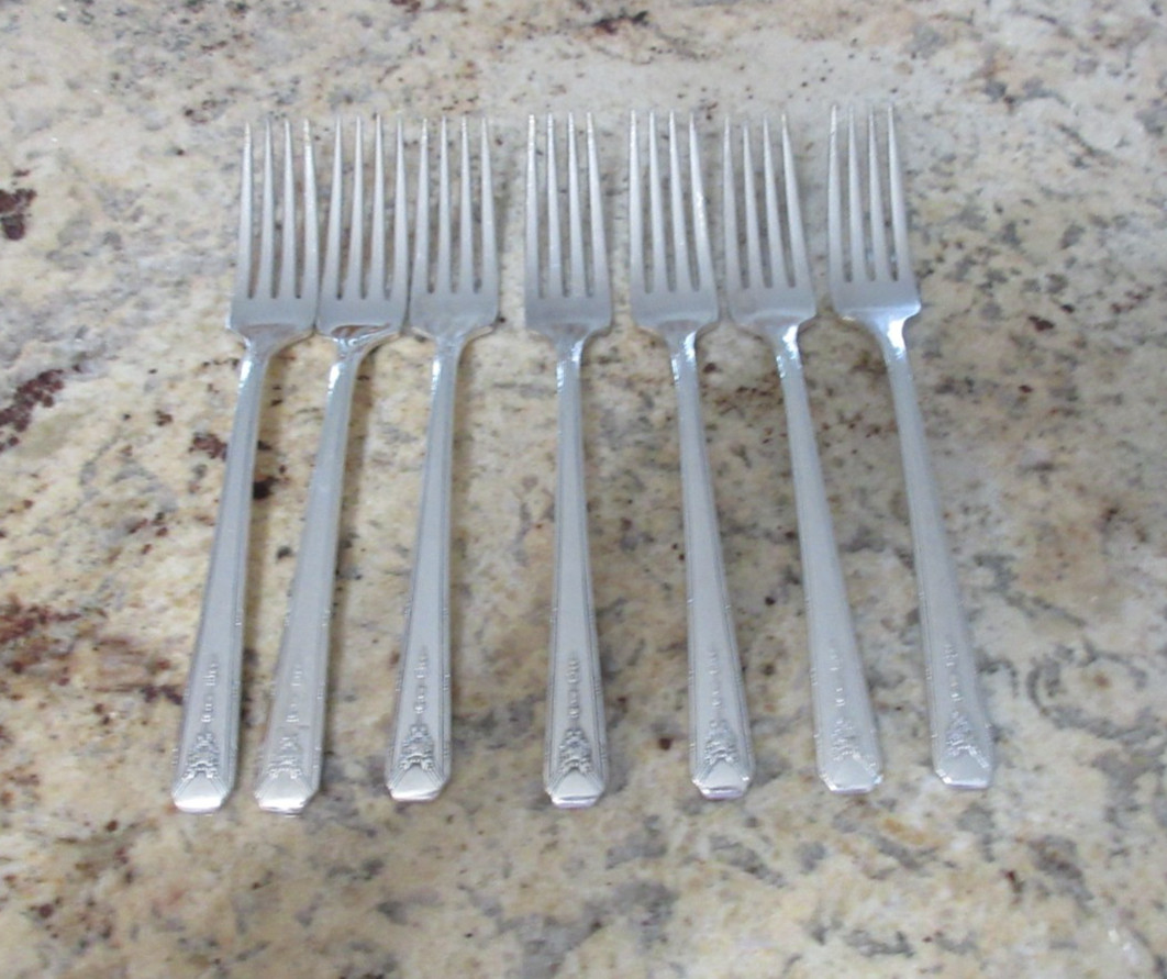 “MILADY” Vintage Community Plate 1940 Silver Plate 7 Dinner Forks- 7 ½”