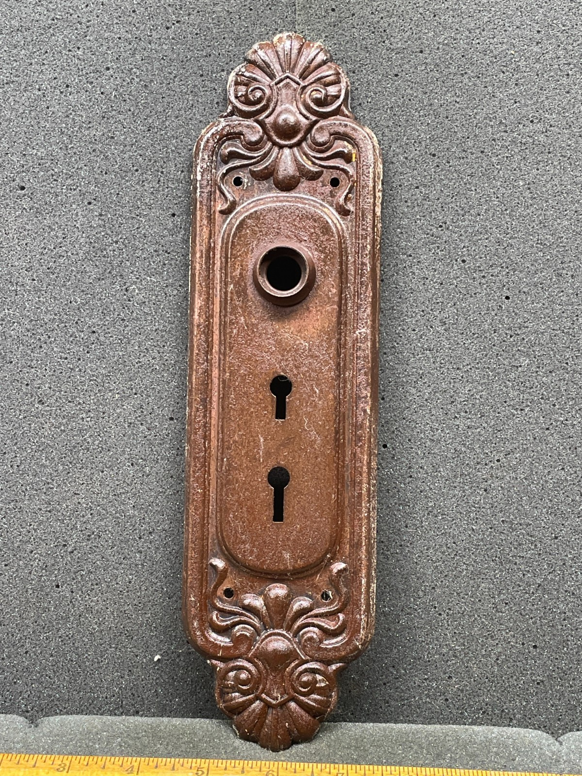 Single Antique Vintage Victorian Match Pressed Steel Doorknob Backplates 10 3/4″