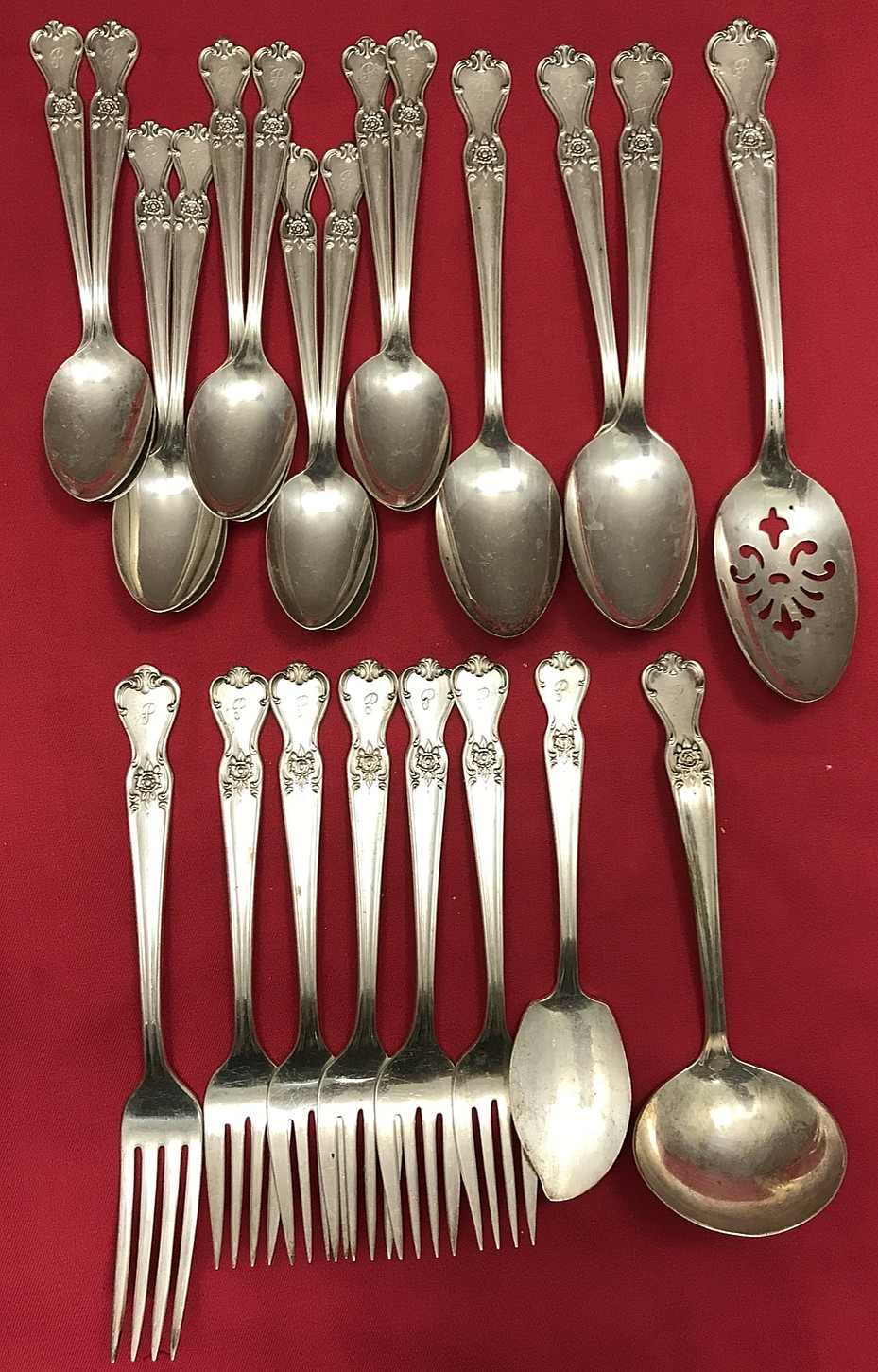 22 Pc 1950 SIGNATURE ROSE Silverplated FORKS SPOONS & SERVING PCS “P” Monogram