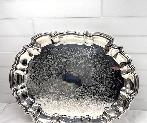 Leonard Silverplate Large 14″ Scalloped Oval Serving Platter, Footed, Etched