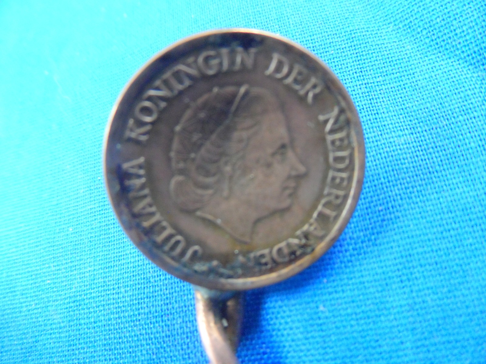 Vintage Netherlands Holland Dutch Souvenir Spoon 1971 Coins 4-1/2″ Handmade