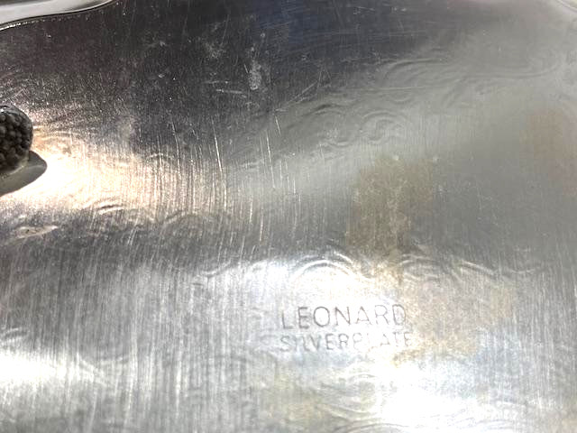 Leonard Silverplate Large 14″ Scalloped Oval Serving Platter, Footed, Etched