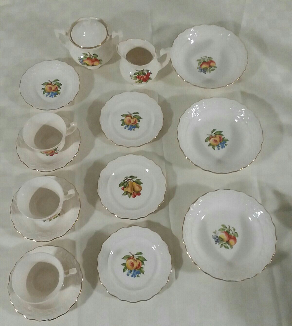 ANTIQUE Warranted 22k China – RARE FRUIT COLLECTION