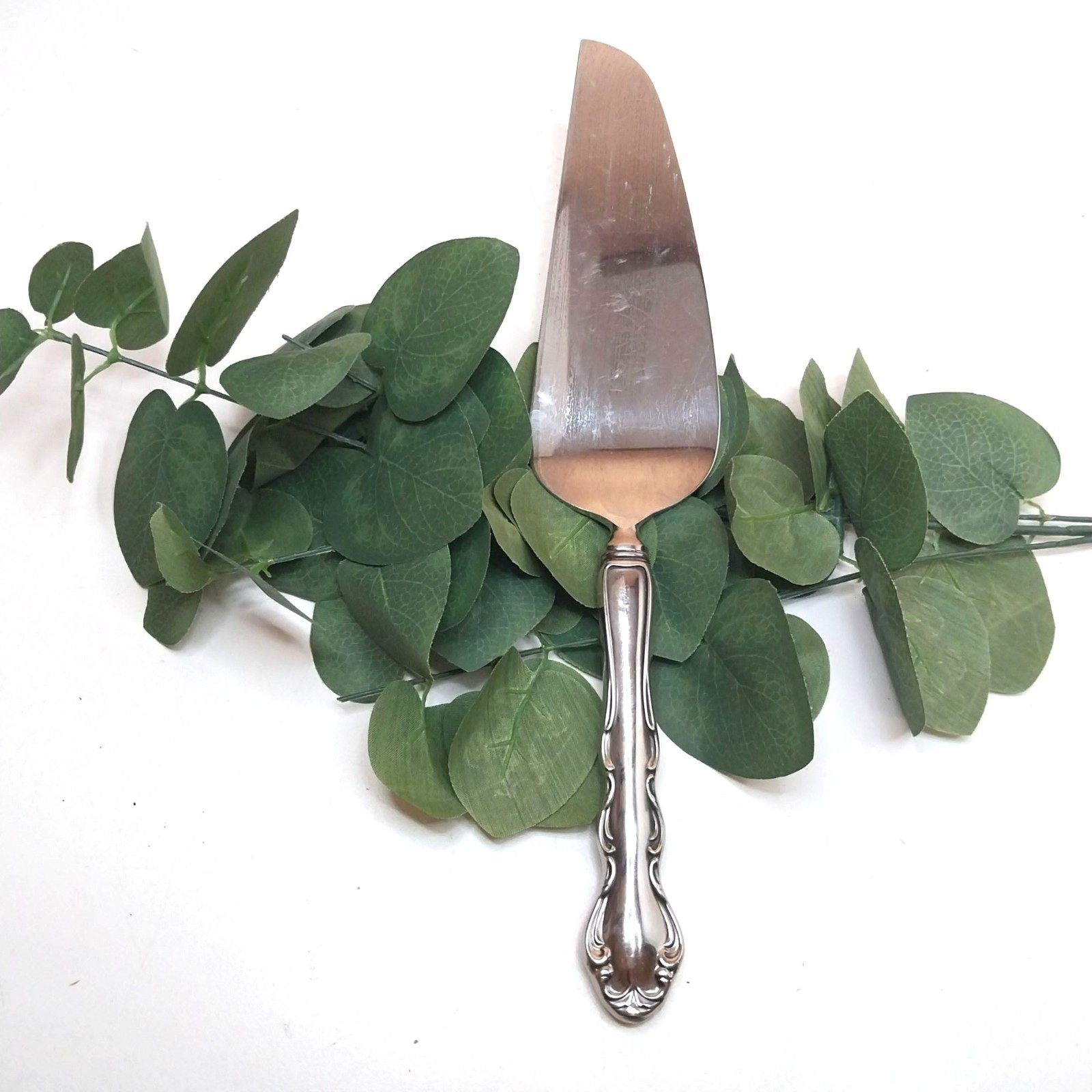 Reed & Barton Mirrorstele Stainless Steel Pie Server Ornate Handle