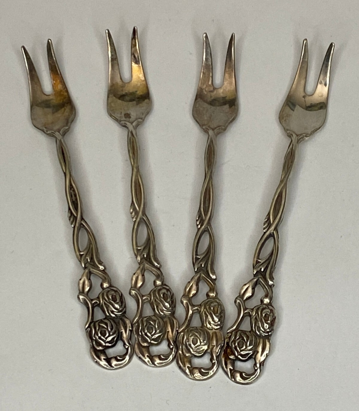 VTG 4 Nils Johan Sweden EPNS Floral Silver Plate Cocktail Forks Hors D’oeuvres