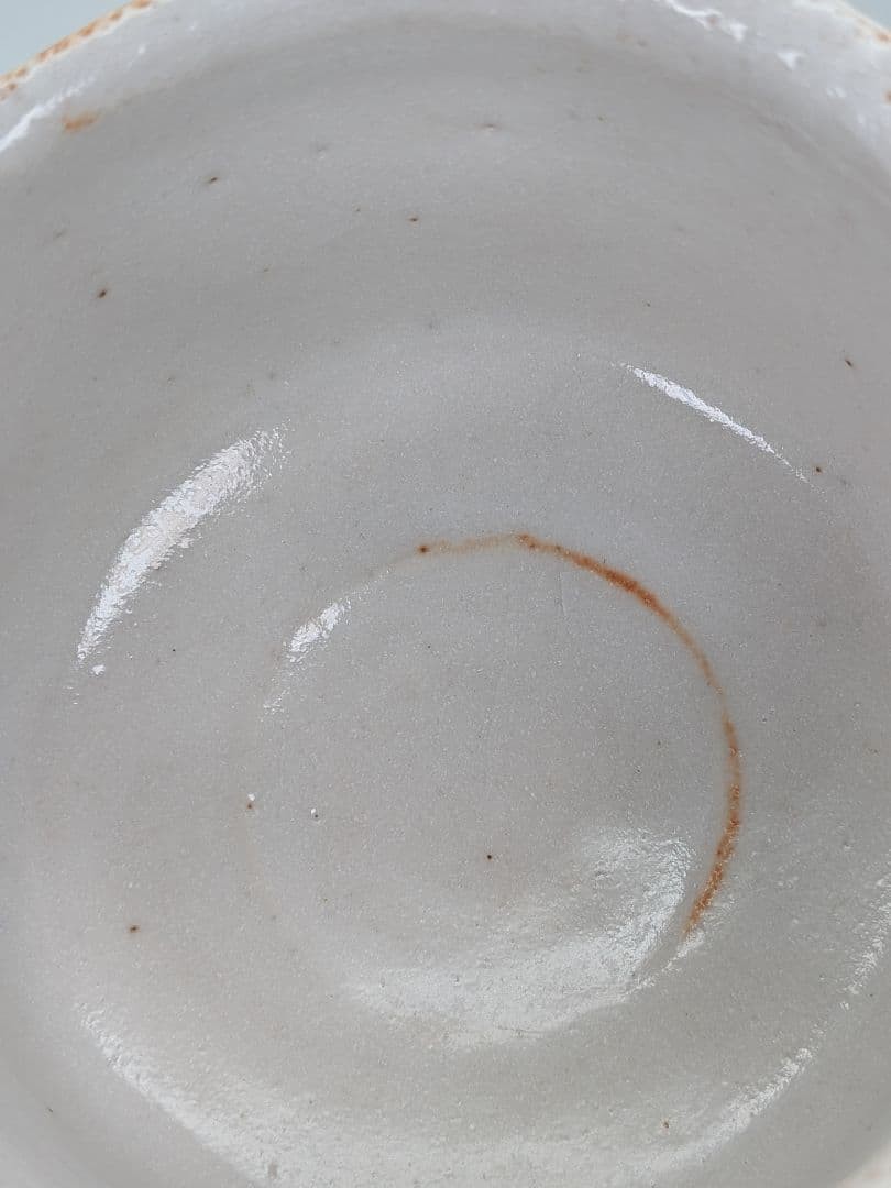 Shino Chawan by Sato Kayu — Iron-Painted Mino Matcha Bowl, Signed Box