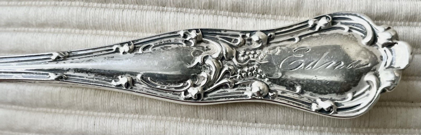 RARE George Shiebler GOTHIC (1892) Sterling Silver 5 1/2″ Teaspoon EDNA Monogram