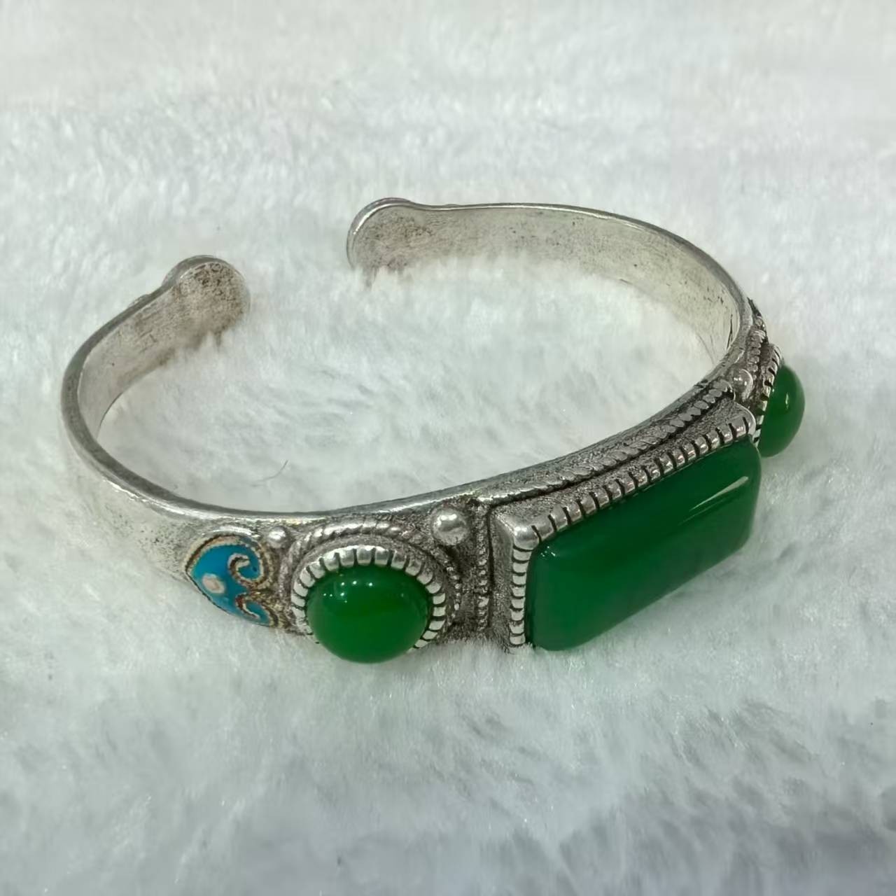 Green Jade Inlaid Tibetan Silver ,Chinese Old Handmade chains Bracelet