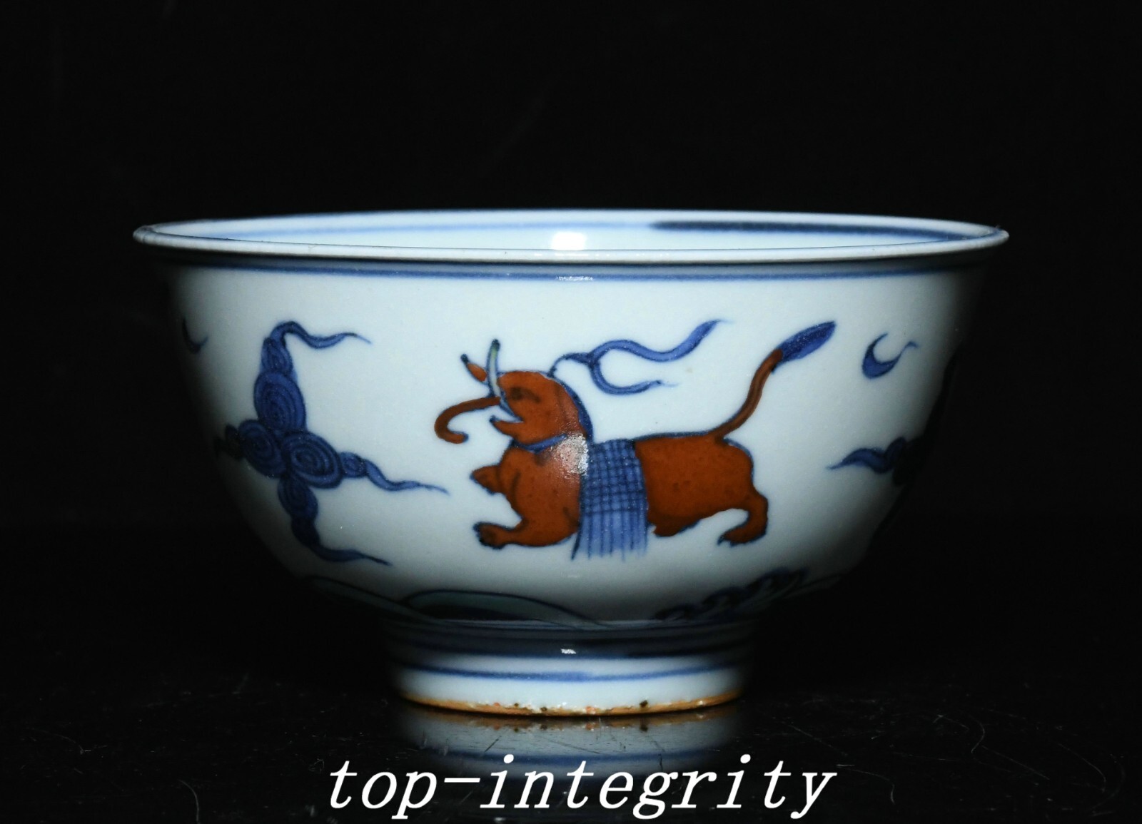 4.7″ Ming Dynasty Doucai Porcelain Fengshui Elephant Animal Wine Cup Vessel