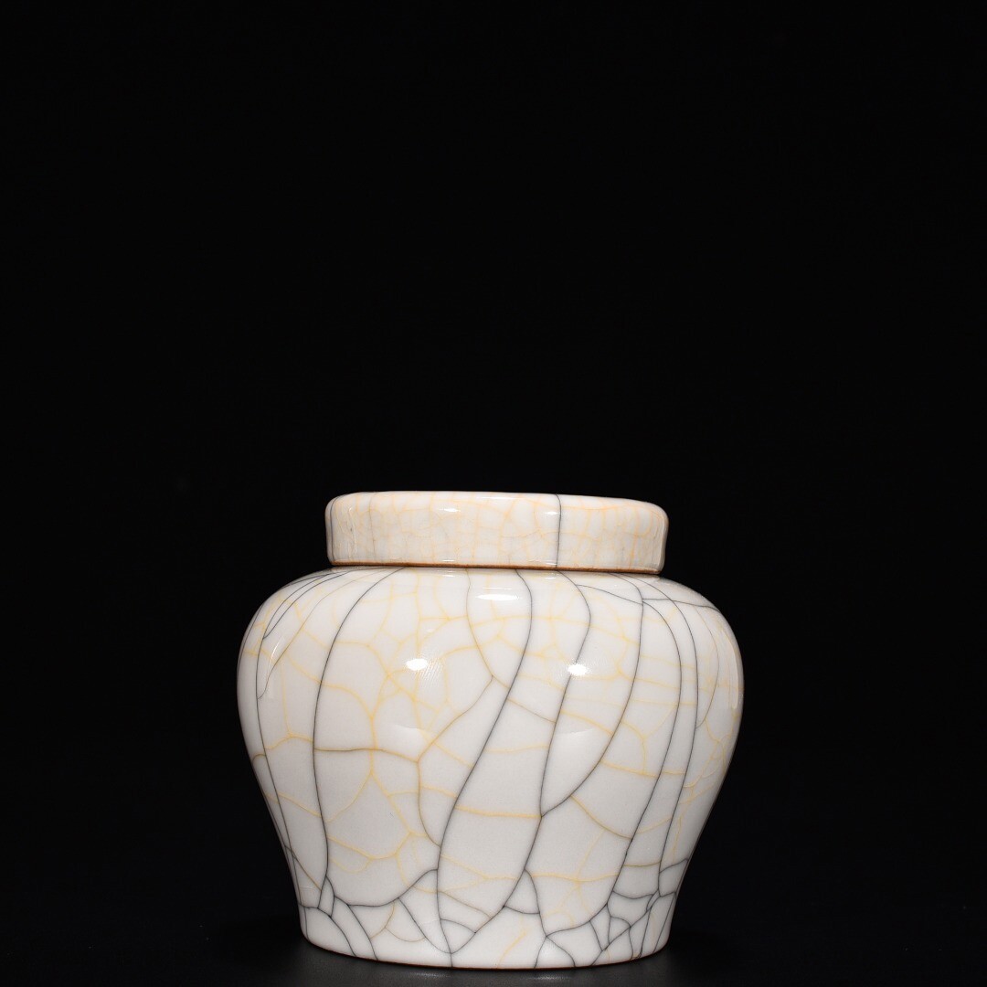 4.3″ China old ming dynasty Porcelain chenghua mark white glaze open slice pot